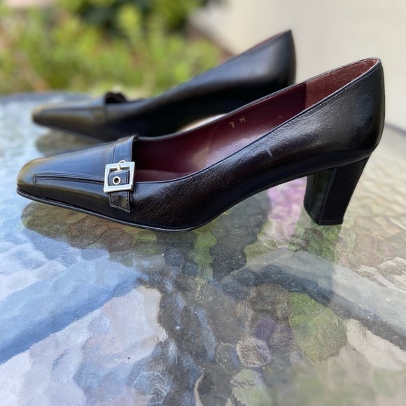 Etienne Aigner “Kendall” Leather Pumps, 7M - Picture 11 of 16